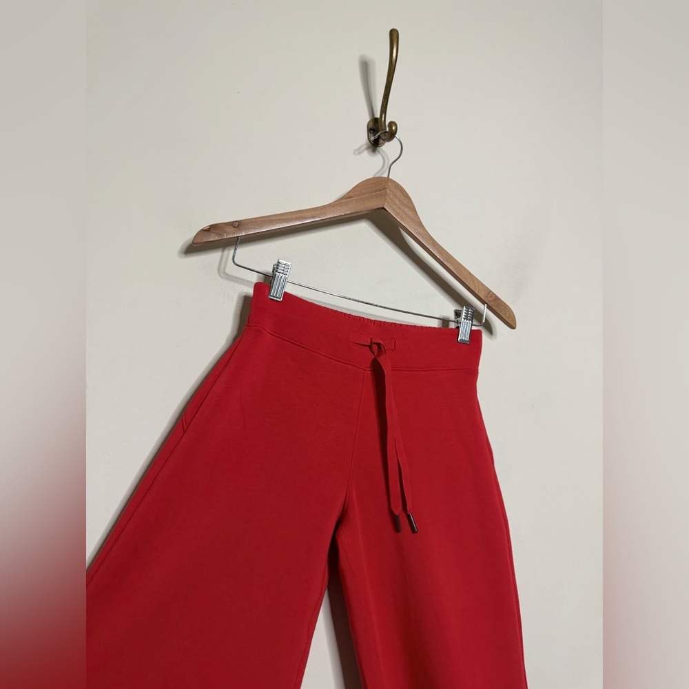 SPANX Air Essentials Wide Leg Pants Red - Picture 4 of 8